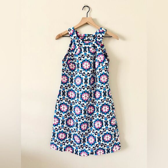 Crown & Ivy Linen Blend Sleeveless Dress in Blue & Pink Kaleidoscope Print - 2 - Picture 1 of 6
